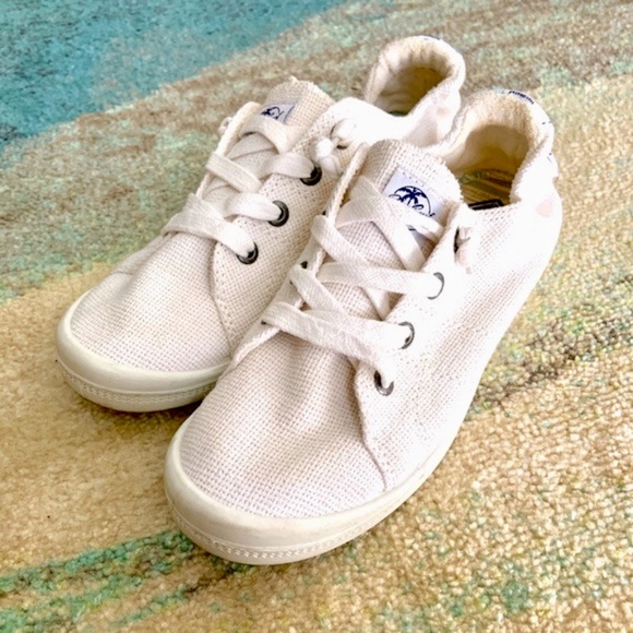 roxy white tennis shoes